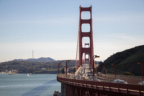 golden gate köprüsü, bina, köprü, asma köprü, araç, tekne, taşımacılık, otomobil, araba, liman bölgesi, Su, iskele, rıhtım, Liman, kasaba, kentsel, Kent, başkent, burun, tahta, IP köprü, gökyüzü, yapılı yapı, mimari, dağ, doğa, insansız, gün, seyahat yerleri, köprü - insan yapımı yapı, bağ, seyahat, deniz, sanayi, açık havada, dış yapı, Defne, yelkenli, yapı ekipmanı, 5K, CC0, kamu malı, telif ücretsiz