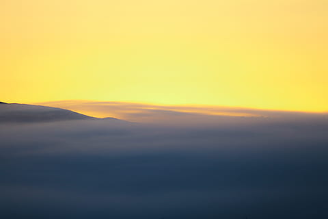 sunset, clouds, orange, sky, nature, beauty in nature, scenics - nature, tranquility, cloud - sky, tranquil scene, orange color, copy space, mountain, idyllic, no people, environment, cloudscape, yellow, sunlight, dramatic sky, majestic, outdoors, 5K, CC0, public domain, royalty free
