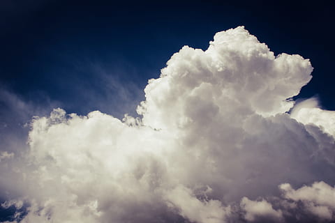 foto, bianca, nuvole, luminosa, cloudformation, nuvoloso, lanuginoso, Paradiso, alto, luce, all'aperto, cielo, tempo metereologico, nuvola - cielo, Cloudscape, natura, scenics - natura, nessuno, sfondi, blu, atmosfera, bellezza nella natura, Colore bianco, ambiente, soffice, vento, la tranquillità, astratto, meteorologia, 5K, CC0, dominio pubblico, privo di copyright