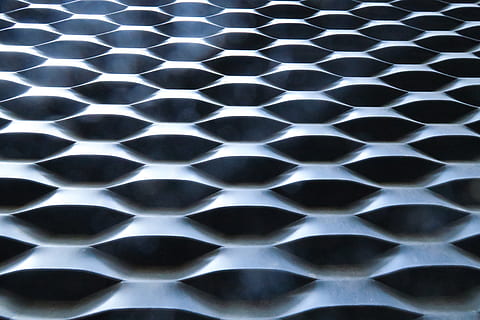 tappeto, struttura, computer, hardware, tastiera, elettronica, tastiera del computer, computer hardware, sfondo, architettura, geometria, costruzione, ferro, backround, metallo, miele, cibo, Favo, buco, alluminio, modello, sfondi, acciaio, fotogramma intero, lega, grattugiare, forma, griglia metallica, griglia, avvicinamento, forma geometrica, color argento, design, ripetizione, nessuno, argento - metallo, astratto, ferro - metallo, effetto strutturato, lamiera, 4K, CC0, dominio pubblico, privo di copyright