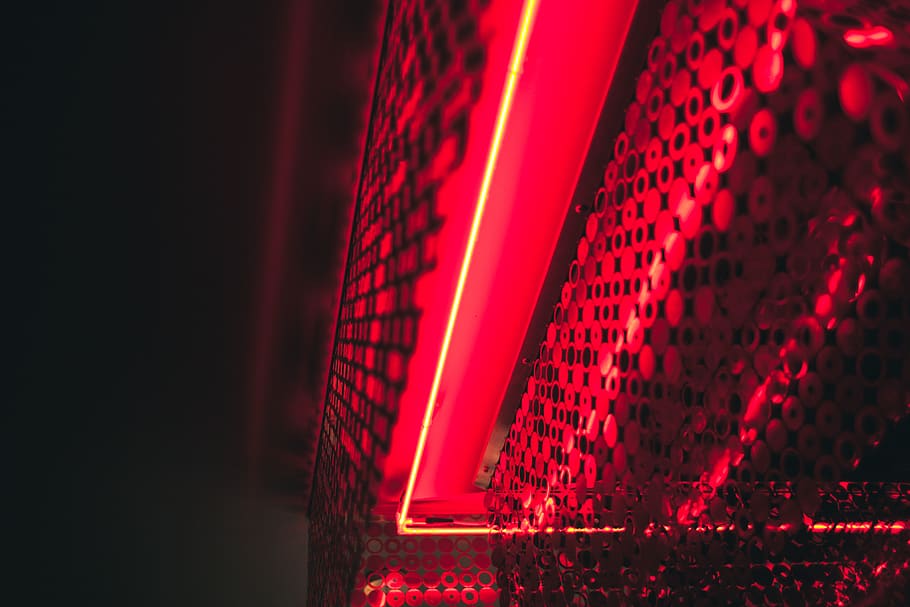 luci rosse, illuminazione, città, costruzione, urbano, cittadina, luce, luccichio, rosso, nessuno, illuminato, in casa, avvicinamento, astratto, notte, neon, modello, raggiante, luce - fenomeno naturale, dati, tecnologia, sfondi, natura, futuristico, caratteristica della parete, movimento, finanza, vita notturna, luminosità, 5K