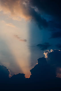 bílý, modrý, nebe, během dne, západ slunce, sluneční paprsek, slunečního světla, mraky, dramatická obloha, scénický, mrak ray, podsvícený mrak, Příroda, mrak - nebe, venku, scén, počasí, hora, krása v přírodě, scéna s oblaky, krajina, letní, ráno, soumrak, pozadí, slunce, svítání, svítání - svítání, světlo - přírodní jev, vzduch, Thajsko, mlha, cestovat, horský vrchol, 5K, CC0, veřejná doména, bez autorských práv