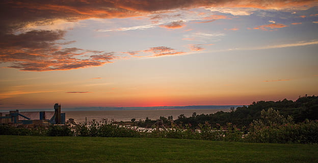 Canadá, goderich, agua, grama, por do sol, nuvens, arvores, lago, céu, arquitetura, exterior do edifício, nuvem - céu, estrutura construída, construção, mar, panorama, natureza, scenics - natureza, beleza na natureza, meio Ambiente, torre, farol, plantar, destinos de viagem, terra, orientação, ninguém, horizonte sobre a água, ao ar livre, 5K, CC0, domínio público, royalty free