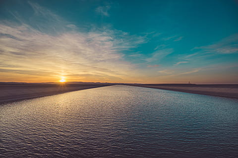 solnedgang, skumring, himmel, skyer, flod, vand, landskab, scenics - natur, ro, skønhed i naturen, rolig scene, hav, sky - himmel, idyllisk, natur, ingen mennesker, horisont, ikke-urbane scene, havnefronten, blå, sollys, jord, udendørs, 5K, CC0, offentligt domæne, royaltyfrie