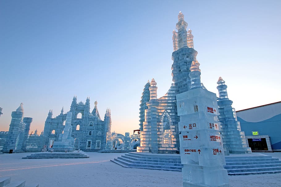 bílý hrad, budova, v centru města, město, městský, metropole, architektura, věž, kostelní věž, Čína, sousedství, harbin, zimní led světla festival, kupole, venku, sníh, led, zimní, Příroda, exteriér budovy, stavba, nebe, náboženství, místo uctívání, duchovno, víra, vysoká - vysoká, čisté nebe, destinace, kancelářská budova exteriér, studená teplota, den, cestovat, nikdo, mrakodrap, panoráma města, 5K