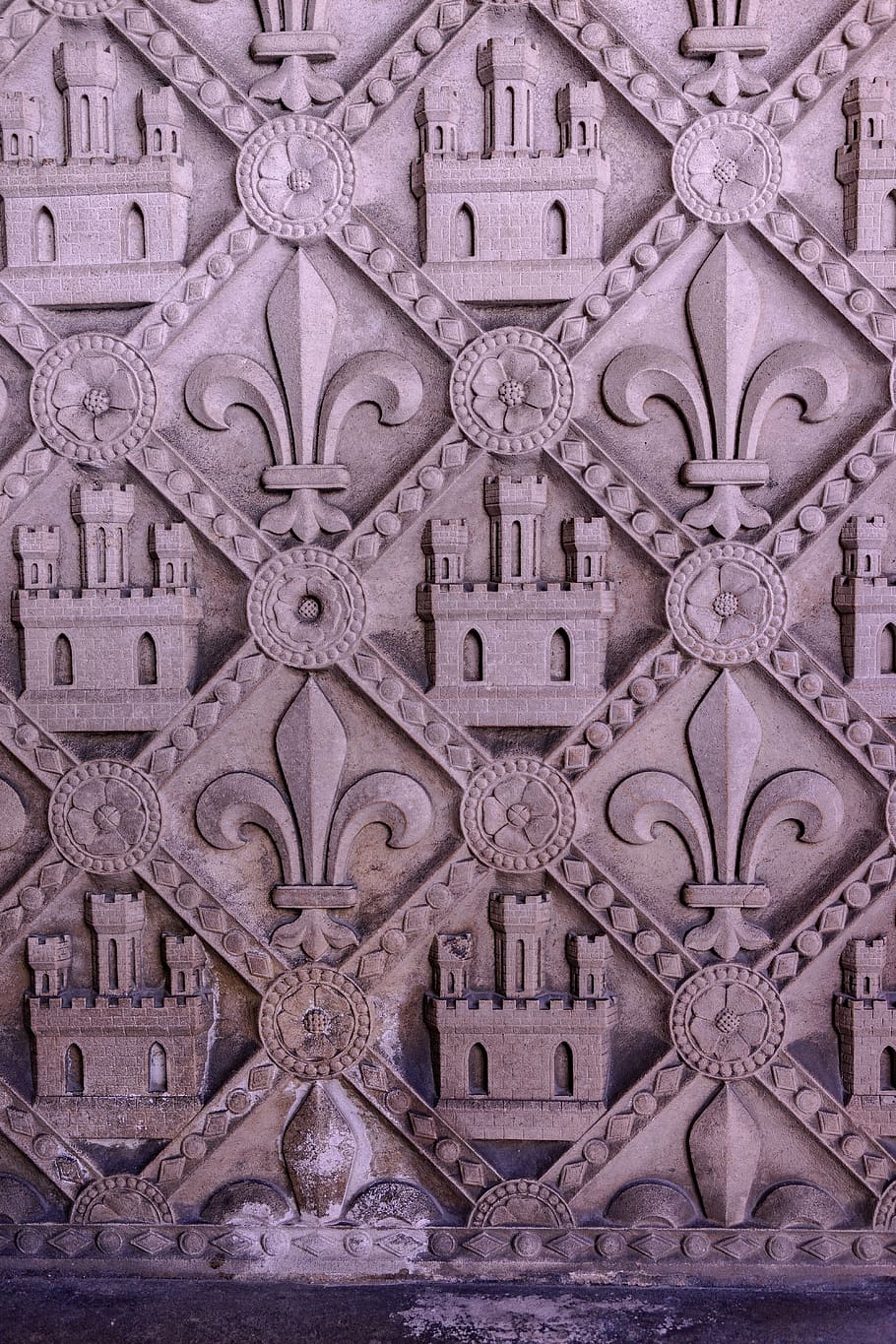 patró, textura, 35 mm, paris, Saint chapelle, pedra, flor de lis, capella, sony alpha, sony, França, alfa, saint-chapelle, ilce-7m2, Església, Torre del Rellotge, arquitectura, torre, marc complet, història, el passat, artesania, cap gent, estructura construïda, fons, art i artesania, creativitat, entrada, porta, talla - producte artesanal, disseny, exterior de l'edifici, dia, primer pla, antic, ornamentat, motiu floral, a l'aire lliure, antiguitat, estil gòtic, talla, 5K