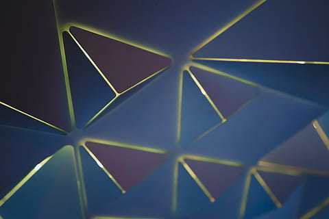 patró, fons, resum, geometria, geomètric, fons de pantalla, tir de l'estudi, multicolor, forma, blau, cap gent, forma geomètrica, tecnologia, il·luminat, primer pla, a l'interior, marc complet, disseny, forma de triangle, nit, llum - fenomen natural, turbina, creativitat, 4K, CC0, domini públic, lliure de regalies