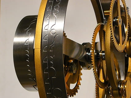 noir, machine à or, fermer, instrument, machine, mécanisme, métal, modèle, formes, machinerie, culture artistique et divertissement, équipement, partie machine, industrie du cinéma, bobine de film, à l'intérieur, La technologie, personne, couleur or, équipement de projection, antique, affaires, couleur noire, vieux, industrie, projection, 2K, CC0, domaine public, libre de droits