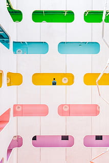 carta da parati multicolore, multicolore, nessuno, in casa, fotogramma intero, avvicinamento, sfondi, comunicazione, giallo, sfondo bianco, scelta, vuoto, girato in studio, di fila, gruppo di oggetti, fianco a fianco, design, variazione, caratteristica della parete, forma, sospeso, 8K, CC0, dominio pubblico, privo di copyright