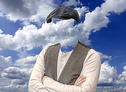 uomo, vuoto, nuvole, berretto, senza, cloud-cuckoo-land, sollevato, pensare, cavo, anonimo, maschio, persona, cielo, nuvola - cielo, Inquadratura dal basso, giorno, natura, una persona, persone reali, luce del sole, Colore bianco, all'aperto, abbigliamento casual, donne, attività di svago, stili di vita, adulto, persona irriconoscibile, mano, capi di abbigliamento, dalla vita in su, composito digitale, 4K, CC0, dominio pubblico, privo di copyright