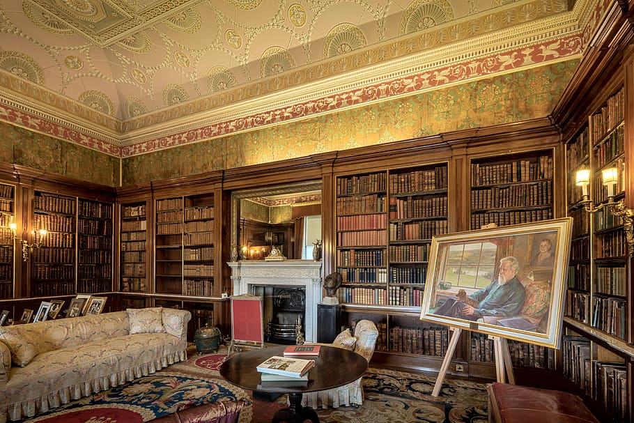 habitació buida, humà, persona, gent, mobles, sofà, harewood, Regne Unit, casa de l'harewood, biblioteca, a l'interior, habitació, disseny d'interiors, recepció, sala d'espera, vestíbul, prestatgeria, menjador, sala d'estar, prestatge per a llibres, llibre, prestatge, publicació, història, arquitectura, interior de casa, habitació domèstica, el passat, cap gent, art i artesania, educació, il·luminat, cultura i entreteniment artístic, destinacions de viatge, equips d’il·luminació, sostre, antiguitat, luxe, llum elèctrica, 8K