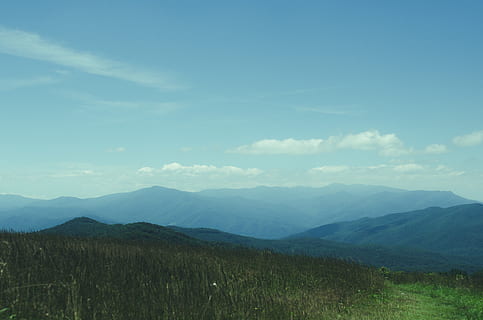 patch max, montagne, toppa, panoramico, bellezza nella natura, scenics - natura, cielo, scena tranquilla, montagna, ambiente, la tranquillità, nuvola - cielo, paesaggio, catena montuosa, scena non urbana, natura, nessuno, idilliaco, terra, giorno, pianta, erba, all'aperto, campo, 4K, CC0, dominio pubblico, privo di copyright