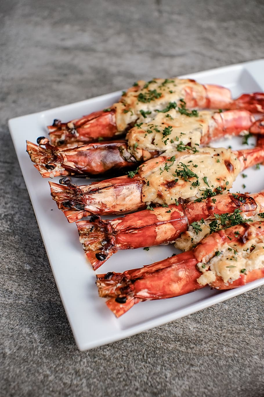vařené krevety, jídlo, krevety, plody moře, mořský život, zvíře, restaurace, á, pečený, manila, kuchyně, životní styl, Filipíny, flatlay, humr, bbq, oběd, pečeně, jídlo a pití, svěžest, stálý život, deska, připraven jíst, stůl, detail, Zdravé stravování, maso, vysoký úhel pohledu, blahobyt, velikost porce, zeleniny, nikdo, uvnitř, plátek, požitek, zásobník, zaměřit se na popředí, pokušení, Svačina, 4K