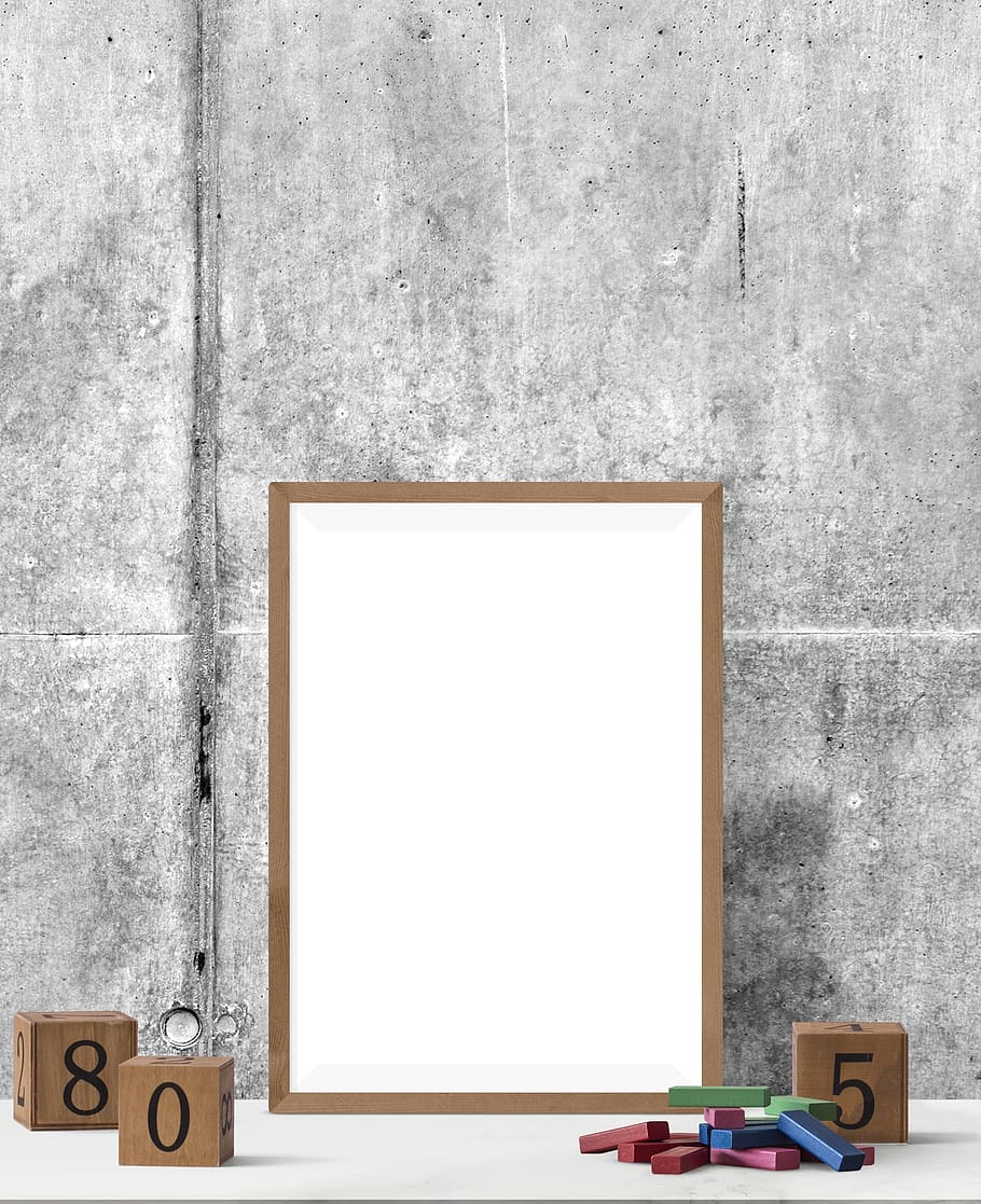 manifesto, modello, parete, interno, realistico, in casa, finto, decorazione, tela, ritratto, telaio, galleria, tavolo, copia spazio, caratteristica della parete, nessuno, vuoto, legno - materiale, architettura, cornice, blocco giocattolo, struttura costruita, Colore bianco, assenza, scrivania, sfondi, strumento di lavoro, formazione scolastica, calcestruzzo, Migliorie di casa, 2K
