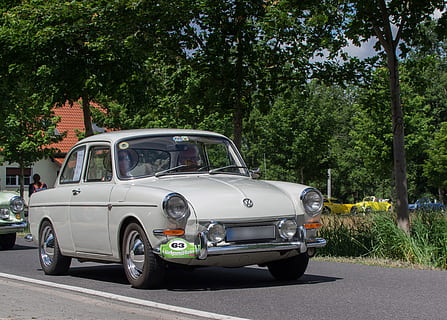 automatinis, vw, bokseris, oldtimer, klasikinis, automobilių, transporto priemonė, transporto sistema, kelias, transporto būdas, transportavimas, medis, augalų, automobilis, sausumos transporto priemonė, motorinė transporto priemonė, retro stiliaus, stacionarus, dieną, pobūdį, žalia spalva, augimą, gatvė, senovinis automobilis, nėra žmonių, miestas, automobilių stovėjimo aikštelė, lauke, 4K, CC0, Viešasis domenas, nemokamai