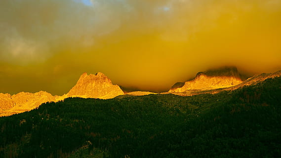 Frankreich, chamonix, Schönheit in der Natur, Himmel, Szenen - Natur, Natur, Ruhe, Sonnenuntergang, ruhige Szene, keine Leute, Berg, Nicht-städtische Szene, draußen, idyllisch, Umgebung, Rock, Land, Rock - Objekt, wolke - himmel, orange Farbe, Pflanze, solide, 5K, CC0, gemeinfrei, lizenzfrei