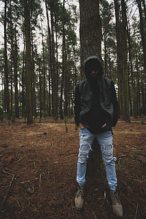 Forrest, modellering, mørk, han-, Swag, jord, Skov, træ, en person, rigtige mennesker, plante, livsstil, bagagerum, træstamme, stående, fritidsaktivitet, natur, fuld længde, forfra, tøj, ung voksen, afslappet tøj, dag, udendørs, varme tøj, hætte - tøj, 5K, CC0, offentligt domæne, royaltyfrie