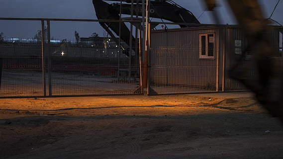 , architektūra, pastatyta struktūra, nėra žmonių, pobūdį, dieną, lauke, dangus, pastato išorė, metalo, transportavimas, transporto būdas, saugumą, miestas, tvora, sausumos transporto priemonė, apsauga, riba, industrija, barjeras, 5K, CC0, Viešasis domenas, nemokamai