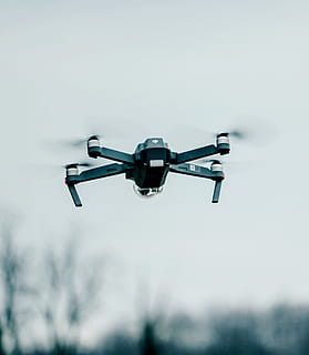 drone, kamera, skyer, himmel, video, ta opp, transport, flying, transportmiddel, lav vinkel visning, luftfartøy, i lufta, bevegelse, natur, ingen folk, fly, reise, dag, på farten, utendørs, sløret bevegelse, klar himmel, 4K, CC0, offentlig domene, opphavsrett gratis