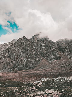 foto, rocós, muntanya, ennuvolat, cel, núvols, medi ambient, paisatge, Serra, muntanyes, naturalesa, roques, Muntanyes rocoses, escènic, pedres, núvol - cel, escenics - natura, bellesa a la natura, escena tranquil·la, escena no urbana, tranquil·litat, cap gent, dia, rock, remot, terra, geografia física, geologia, a l'aire lliure, formació, clima, clima àrid, erosionat, cim de muntanya, 4K, CC0, domini públic, lliure de regalies