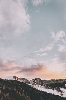 acoperit cu zăpadă, munţi, pădure, timpul zilei, Munte, cer, copac, zăpadă, aburi, ceaţă, Cloudscape, în aer liber, natură, peisaj, orizont, alp, vârf, dolomită, apus de soare, nor - cer, scenics, varf de munte, frumusețe în natură, deal, albastru, vară, de munte, dimineaţă, răsărit - zorii zilei, vale, lumina soarelui, vreme, iarnă, zori de zi, sezon, amurg, alpine europene, soare, fundaluri, toamnă, nici o persoana, călătorie, scenă non-urbană, o scenă liniștită, rural, 5K, CC0, domeniu public, fără drepturi de autor
