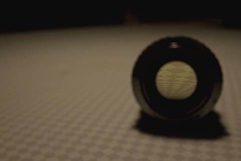 Kamera, Linse, verwischen, drinnen, Kreis, keine Leute, Nahansicht, einzelnes Objekt, Geometrische Figur, Getränk, Schatten, kopieren sie platz, Kunst, Kultur und Unterhaltung, gestalten, Alkohol, Fokus auf den Vordergrund, Erfrischung, Stillleben, Essen und Trinken, Technologie, schwarze Farbe, Wein, Rotwein, 5K, CC0, gemeinfrei, lizenzfrei