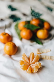 still, life, mandarin oranges, leaves, fruit, sweet, above, flat, citrus, flatlay, flat lay, clementine, tangerine, food and drink, food, freshness, healthy eating, orange color, indoors, citrus fruit, wellbeing, no people, still life, close-up, orange - fruit, table, orange, selective focus, focus on foreground, celebration, winter cherry, 5K, CC0, public domain, royalty free