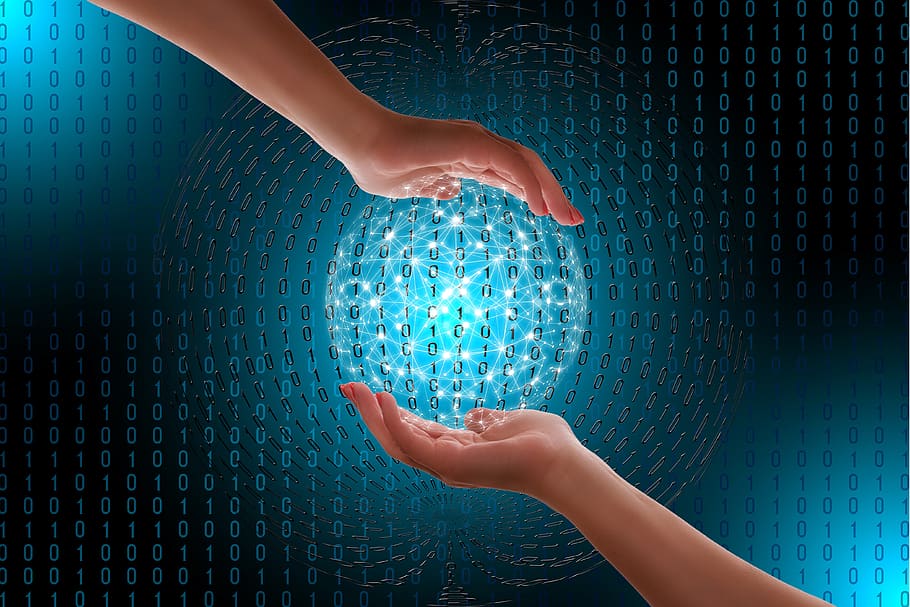 sistema, web, digitalització, núvol, memòria, botiga, tecnologia, digital, comunicació, a tot el món, mà, Notícies, personal, xarxa, connexió, connectat, amb l'altre, junts, acord, treballar, treball en equip, intercanvi, informació, mà humana, esfera, brillant, part del cos humà, una persona, il·luminat, futurista, tir de l'estudi, a l'interior, patró, llum - fenomen natural, tocar, primer pla, adult, pilota, part del cos, dit, ciberespai, fons negre, compost digital, 4K