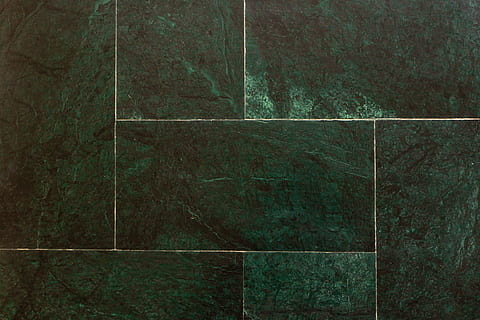 brązowe płytki ceramiczne, tekstura, zielony marmur, wzór, teksturowana powierzchnia, dachówka, płytki, Ściana, marmur, tło, Zielony, układ, malachit, żadnych ludzi, roślina, tła, pełna ramka, architektura, zbudowana struktura, Natura, dzień, zielony kolor, posadzka, teksturowane, drzewo, na dworze, funkcja budowy ścian, wylądować, zbliżenie, kształt, beton, w kolorze turkusowym, efekt teksturowany, pusty, 5K, CC0, domena publiczna, darmowe zdjęcia