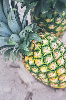 pineapple, dessert, appetizer, fruit, juice, crop, green color, close-up, food and drink, freshness, healthy eating, food, wellbeing, no people, day, growth, plant, vegetable, nature, focus on foreground, plant part, leaf, high angle view, selective focus, outdoors, vegetarian food, 5K, CC0, public domain, royalty free