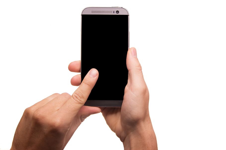 šedý smartphone, elektronika, prst, přístroj, ruce, obrazovka, chytrý telefon, technologie, Dotyková obrazovka, lidské ruky, část lidského těla, bezdrátové technologie, sdělení, mobilní telefon, ruka, přenosné informační zařízení, část těla, spojení, vystříhnout, bílé pozadí, hospodářství, telefon, bílá barva, textových zpráv, prázdný, globální komunikace, lidská končetina, 4K