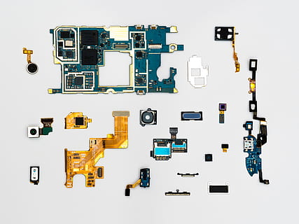 bleu, jaune, modules de téléphone, circuits, lien, cyborg, numérique, éléments, équipement, Matériel, illustration, image, à l'intérieur, l'Internet, machine, macro, mécanicien, mécanique, réseau, ouvert, pièces, robot, un service, esquisser, téléphone intelligent, symbole, technologie, technique, La technologie, Téléphone, jouet, vecteur, vecteurs, fond blanc, personne, grand groupe d'objets, prise de vue en studio, directement au-dessus, thèmes de la photographie, la communication, nature morte, Technologie sans fil, ordinateur, arrangement, machinerie, Industrie électronique, collection, équipement informatique, choix, 4K, CC0, domaine public, libre de droits