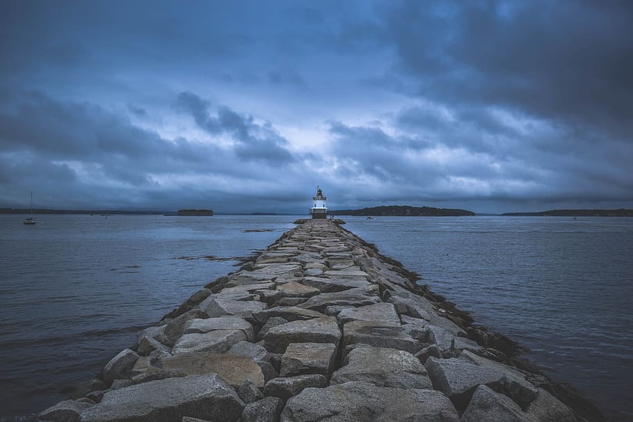 panoramico, vista, mare, nuvoloso, cielo, spiaggia, alba, sera, molo, paesaggio, faro, natura, oceano, rocce, paesaggio marino, riva del mare, tramonto, acqua, nuvola - cielo, scenics - natura, bellezza nella natura, la tranquillità, roccia, direzione, la strada davanti, roccia - oggetto, scena tranquilla, solido, prospettiva decrescente, orizzonte sull'acqua, frangiflutti, orizzonte, nessuno, all'aperto, lungo, 5K