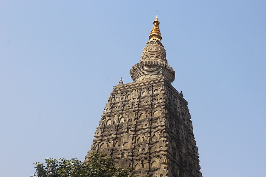 Buddha, buddhapark, Indien, Statue, shiva, Hindu, Hinduismus, Religion, Yoga, Zen, Meditation, Gott, religiös, spirituell, Göttin, Skulptur, Tempel, Asien, Buddhismus, Spiritualität, Kultur, Buddhist, meditieren, Anbetung, die Architektur, Flachwinkelansicht, gebaute Struktur, Himmel, Gebäudehülle, klarer Himmel, Turm, die Vergangenheit, Geschichte, Reiseziele, Gebäude, Reise, Tag, keine Leute, Natur, Blau, Tourismus, Baum, große Höhe, Pflanze, draußen, alte Zivilisation, 5K