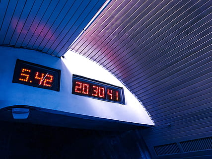 timer, subway, waiting, time, tonel, communication, illuminated, architecture, no people, low angle view, text, sign, western script, clock, built structure, number, technology, building exterior, outdoors, transportation, information, day, digital display, ceiling, 4K, CC0, public domain, royalty free