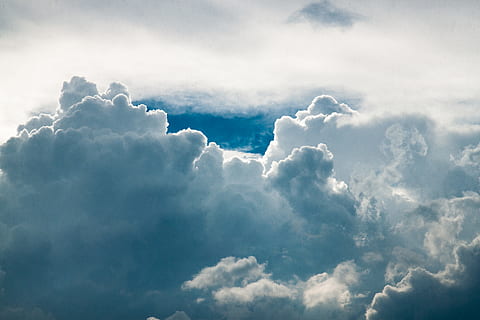 fotografie cloud, nor - cer, cer, Cloudscape, fundaluri, frumusețe în natură, scenice - natura, natură, mediu inconjurator, dramatic cer, pufos, atmosfera, nor de furtuna, idilic, nici o persoana, acoperit de nori, albastru, în aer liber, libertate, vânt, soare, moliciune, meteorologie, luminos, climat, 4K, CC0, domeniu public, fără drepturi de autor