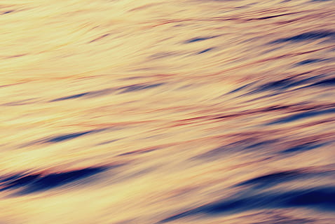 acqua, Nilo, riflessione, onde, cremoso, liscio, d'oro, bagliore, rosa, giallo, luce, pallido, morbido, fiume, sfondi, fotogramma intero, movimento sfocato, astratto, modello, multicolore, sfondi astratti, nessuno, movimento, strutturato, natura, avvicinamento, colore arancione, all'aperto, Marrone, bellezza nella natura, creatività, defocused, solido, morbidezza, 4K, CC0, dominio pubblico, privo di copyright