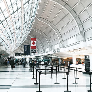 kanada bayrağı, havalimanı, terminal, Havaalanı terminali, kişi, insan, toronto, toronto pearson havaalanı, Kanada, uçuş, toronto havaalanı, pearson havaalanı, oda, lobi, içeriye, tablo, mobilya, büro, bina, mimari, Kongre Merkezi, yapılı yapı, gerçek insanlar, tavan, bir grup insan, taşımacılık, seyahat, modern, erkekler, kalabalık, Kent, büyük bir grup insan, tesadüfi insanlar, yürüme, cam malzemesi, ulaşım modu, gün, döşeme, kiremitli kat, tavan penceresi, 1080P, CC0, kamu malı, telif ücretsiz