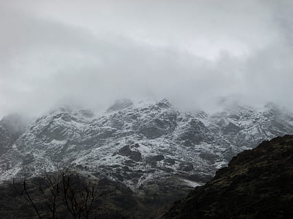 catena montuosa, coperto, la neve, montagna, natura, all'aperto, pendenza, ghiaccio, picco, pianta, albero, terra, ghiacciaio, tempo metereologico, ardesia, Darband, tehran, mi sono imbattuto, autunno, altopiano, valanga, scenics - natura, bellezza nella natura, cielo, nuvola - cielo, temperatura fredda, scena tranquilla, inverno, nebbia, nessuno, la tranquillità, scena non urbana, ambiente, giorno, roccia, paesaggio, picco di montagna, montagna innevata, formazione, 4K, CC0, dominio pubblico, privo di copyright
