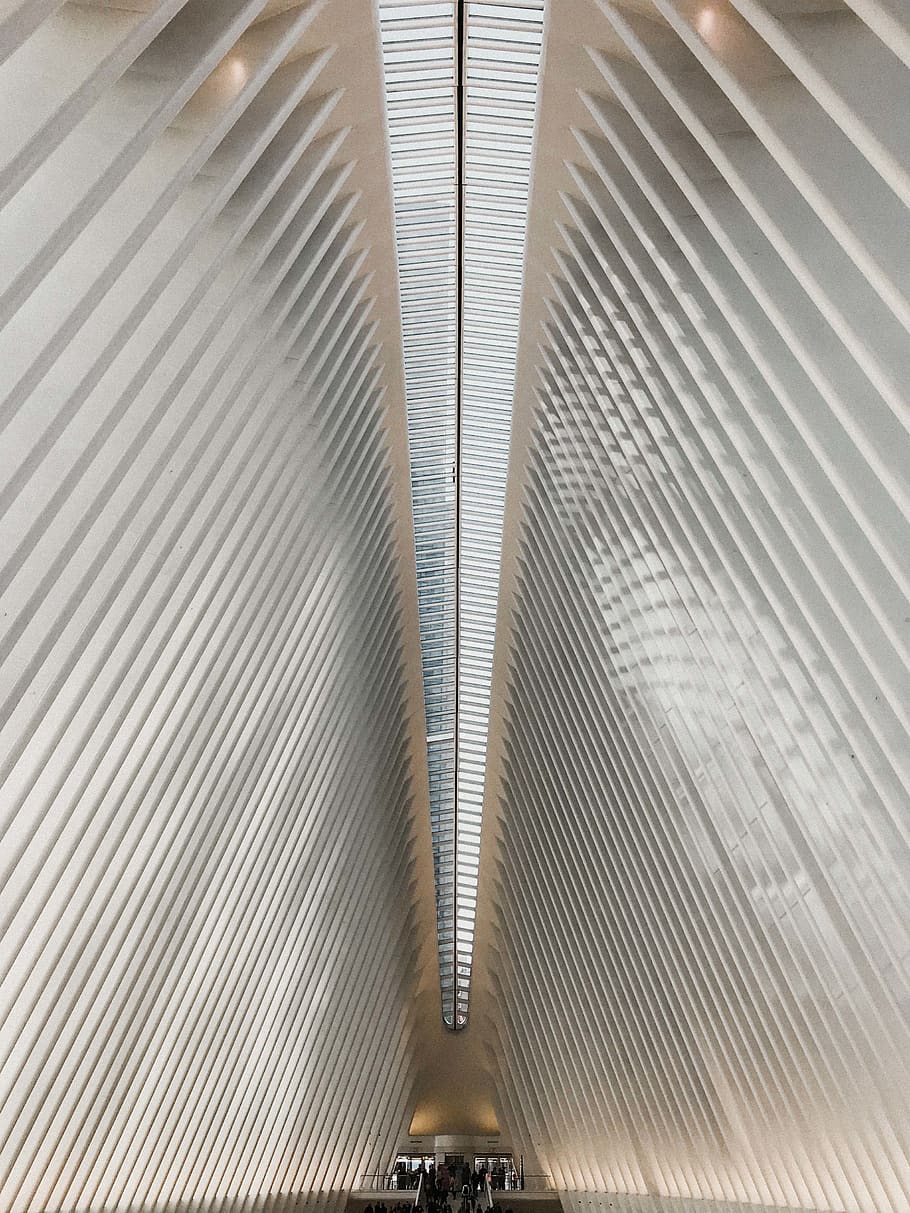 soffitto bianco, modello, ornamento, frattale, struttura, corridoio, cilindro, cerniera, pavimento, corrimano, ringhiera, acciaio, legna, simbolo, freccia, schermo, elettronica, schermo antincendio, mobilia, ascensore, spirale, in casa, metallo, architettura, nessuno, a strisce, struttura costruita, soffitto, vista dall'alto, moderno, avvicinamento, color argento, caratteristica della parete, scala mobile, strutturato, mezzi di trasporto, pavimentazione, convenienza, sfondi, scala, 4K