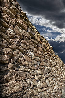 mur, pierre, texture, structure, se ruiner, ciel, des nuages, nuage - ciel, solide, faible angle de vue, Roche, journée, la nature, rock - objet, personne, en plein air, mur de pierre, architecture, beauté dans la nature, structure construite, Montagne, formation rocheuse, texturé, pierre - objet, paysages - nature, 5K, CC0, domaine public, libre de droits