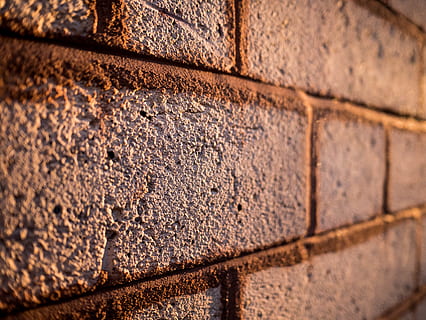 cihlová zeď, zdivo, cihlový, detail, nikdo, pozadí, texturou, celý rám, architektura, nástěnný prvek, starý, selektivní zaměření, vzor, zeď, den, hnědý, stavba, venku, zvětralý, run-down, zaměřit se na popředí, kůže, efekt, 4K, CC0, veřejná doména, bez autorských práv