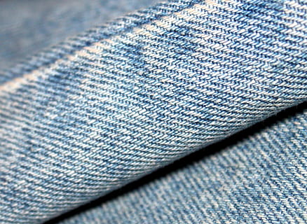 Textur, Material, Stoff, Textil-, Gewebe, Denim, Faden, Zeichenfolge, Naht, Makro, Nahansicht, texturiert, Muster, Jeans, Blau, keine Leute, Vollbild, Kleidung, Hintergründe, drinnen, Legere Kleidung, Stillleben, selektiver Fokus, extreme Nahaufnahme, wolle, Mode, grau, Kleidungsstück, 720P, CC0, gemeinfrei, lizenzfrei