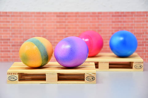 easter egg, easter, colored, colorful, egg, color, colorful eggs, happy easter, easter eggs, easter egg painting, easter decor, easter greeting, easter decorations, decoration, painted, food, range, euro pallet, eggs transportation, colored eggs, easter greetings, easter theme, easter celebration, easter bunny, customs, indoors, sphere, wood - material, sport, close-up, still life, no people, ball, table, blue, wellbeing, healthy lifestyle, red, focus on foreground, fruit, relaxation, order, education, 5K, CC0, public domain, royalty free