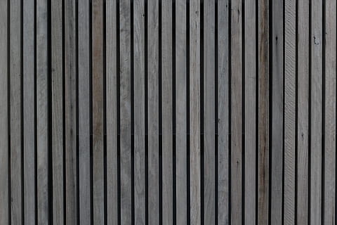 superfície de fusta grisa, fakira, tanca, fusta, patró, fons, marc complet, metall, textura, cap gent, repetició, primer pla, ferro corrugat, color plata, seguretat, ferro, dia, en fila, protecció, funció de construcció de parets, arquitectura, estructura construïda, barrera, resum, ferro - metall, corrugat, paral·lel, 5K, CC0, domini públic, lliure de regalies