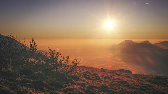 sunset, highland, view, sun, mountain, nature, landscape, clouds, sky, summit, peak, travel, adventure, grass, beauty in nature, scenics - nature, tranquility, tranquil scene, sunlight, no people, sunbeam, orange color, non-urban scene, lens flare, idyllic, plant, land, water, outdoors, bright, 4K, CC0, public domain, royalty free