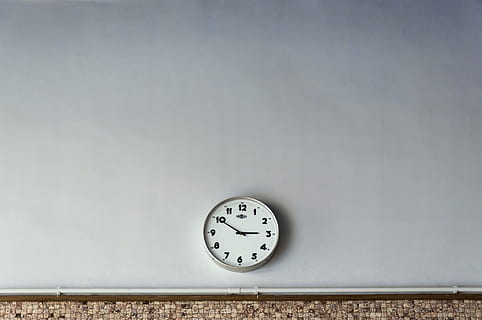 clock, wall, timepiece, time, hours, minutes, deadline, analog, countdown, copy space, instrument of time, wall - building feature, clock face, indoors, no people, accuracy, single object, studio shot, day, number, minute hand, close-up, wall clock, shape, 4K, CC0, public domain, royalty free