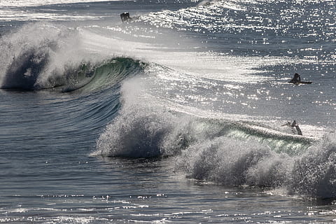 ocean, bølger, breaking, surf, hav, bølge, vand, blå, natur, spray, plaske, strand, marinemaleri, sport, bevægelse, havnefronten, vandsport, surfing, skønhed i naturen, dag, udendørs, mennesker, sprøjt, jord, magt i naturen, strøm, 5K, CC0, offentligt domæne, royaltyfrie