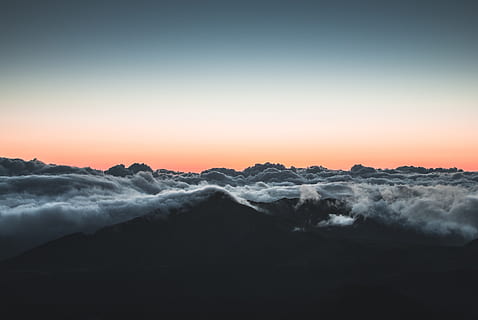 himmel, skyer, blå himmelskyger, skyene himmel, skyet, skjønnhet i naturen, naturskjønnhet - natur, solnedgang, ro, ingen folk, rolig scene, natur, fjell, miljø, kopiere plass, sky - himmel, tåke, landskap, idylliske, ikke-urbane scene, fjern, utendørs, dramatisk himmel, fjelltopp, 2K, CC0, offentlig domene, opphavsrett gratis