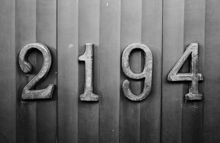 2914 display, alfabeto, testo, numero, simbolo, parola, rettile, animale, serpente, la mia vecchia casa, Messico, Guadalajara, numeri, 2194, 2, 4, numero di porta, 1, 9, numeri in bianco e nero, bianco e nero, comunicazione, legno - materiale, nessuno, avvicinamento, metallo, caratteristica della parete, giorno, fotogramma intero, sfondi, architettura, gruppo di oggetti, lettera, modello, sceneggiatura occidentale, cartello, all'aperto, vecchio, 4K
